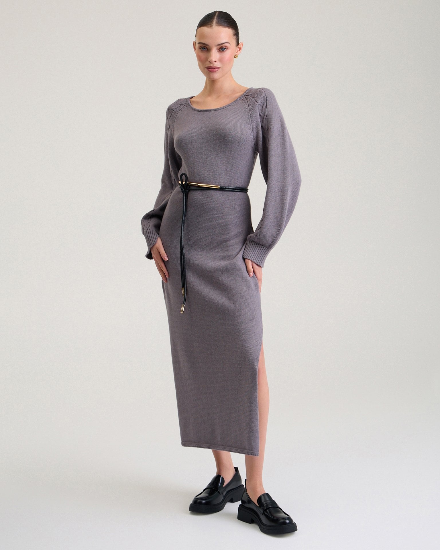Mid-length dress with cable knit