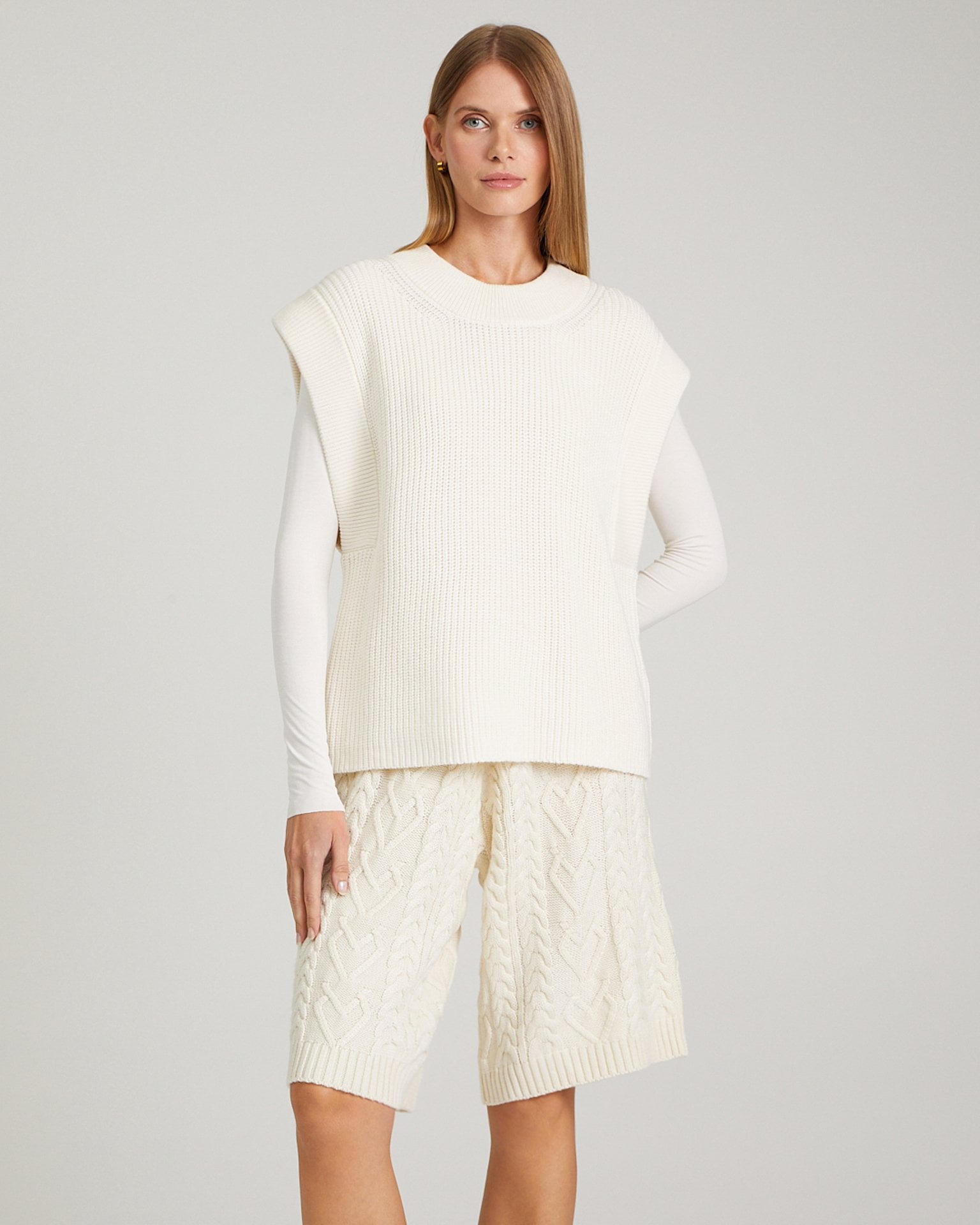 Knit vest