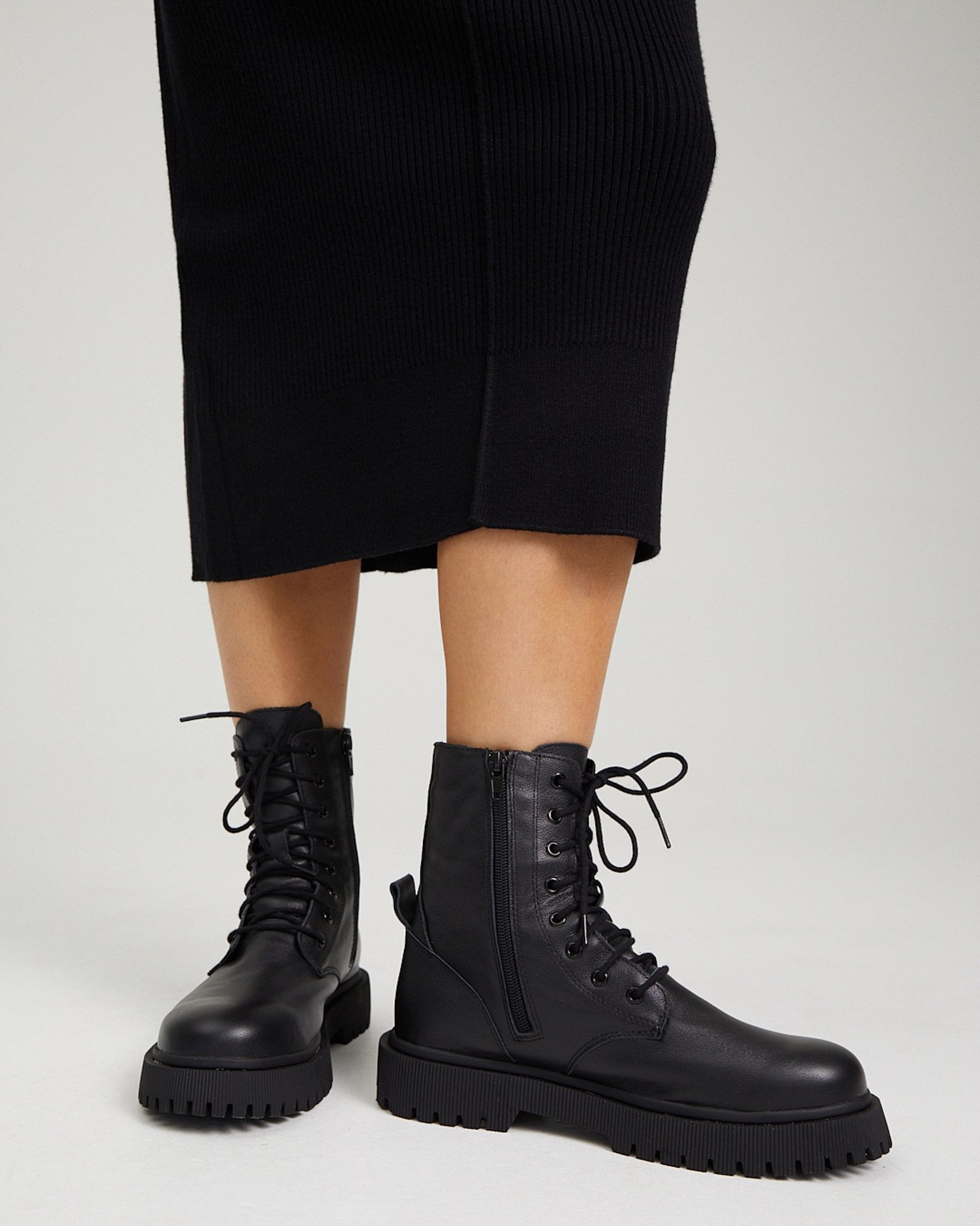 Lace-up boots