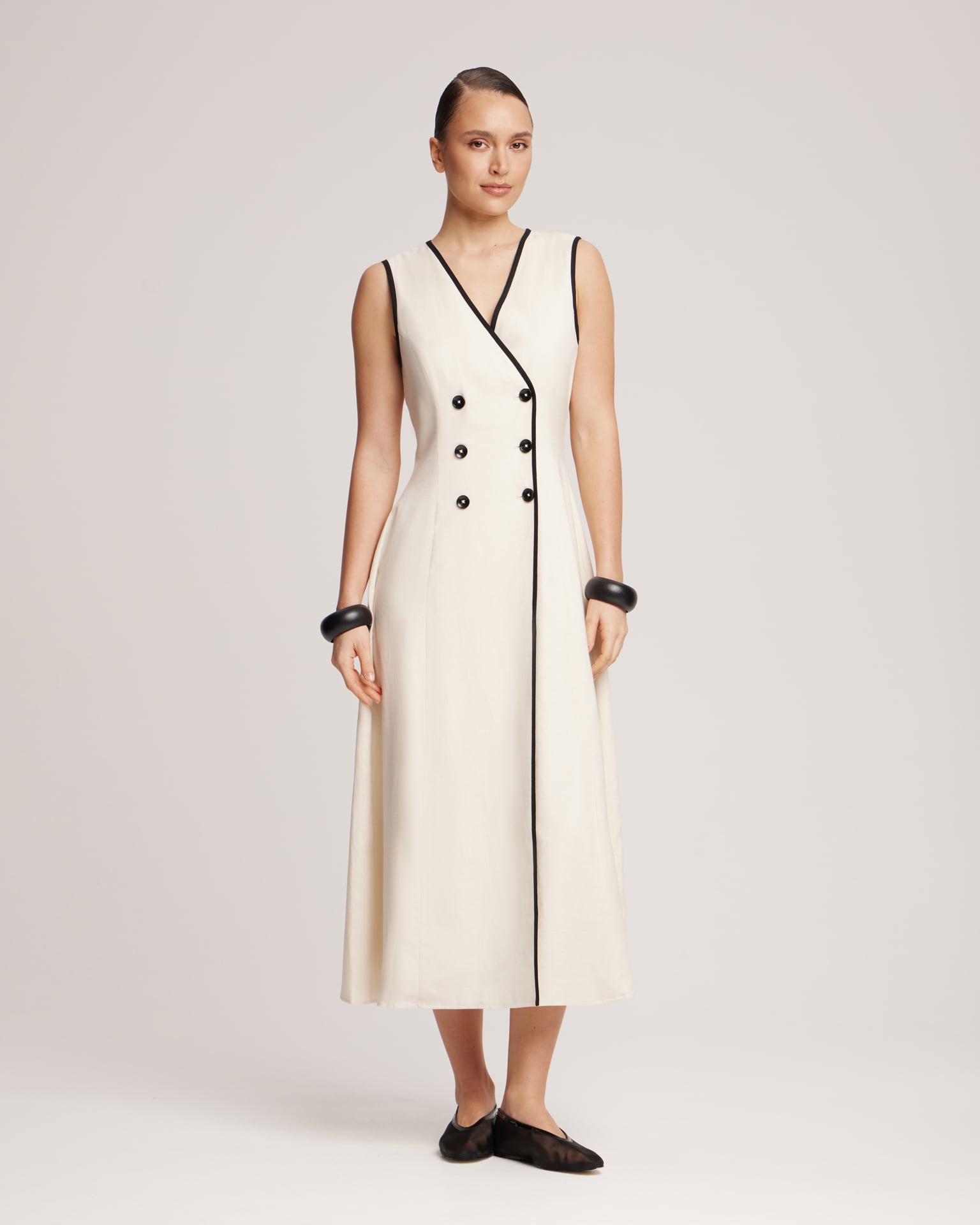 Linen beige dress