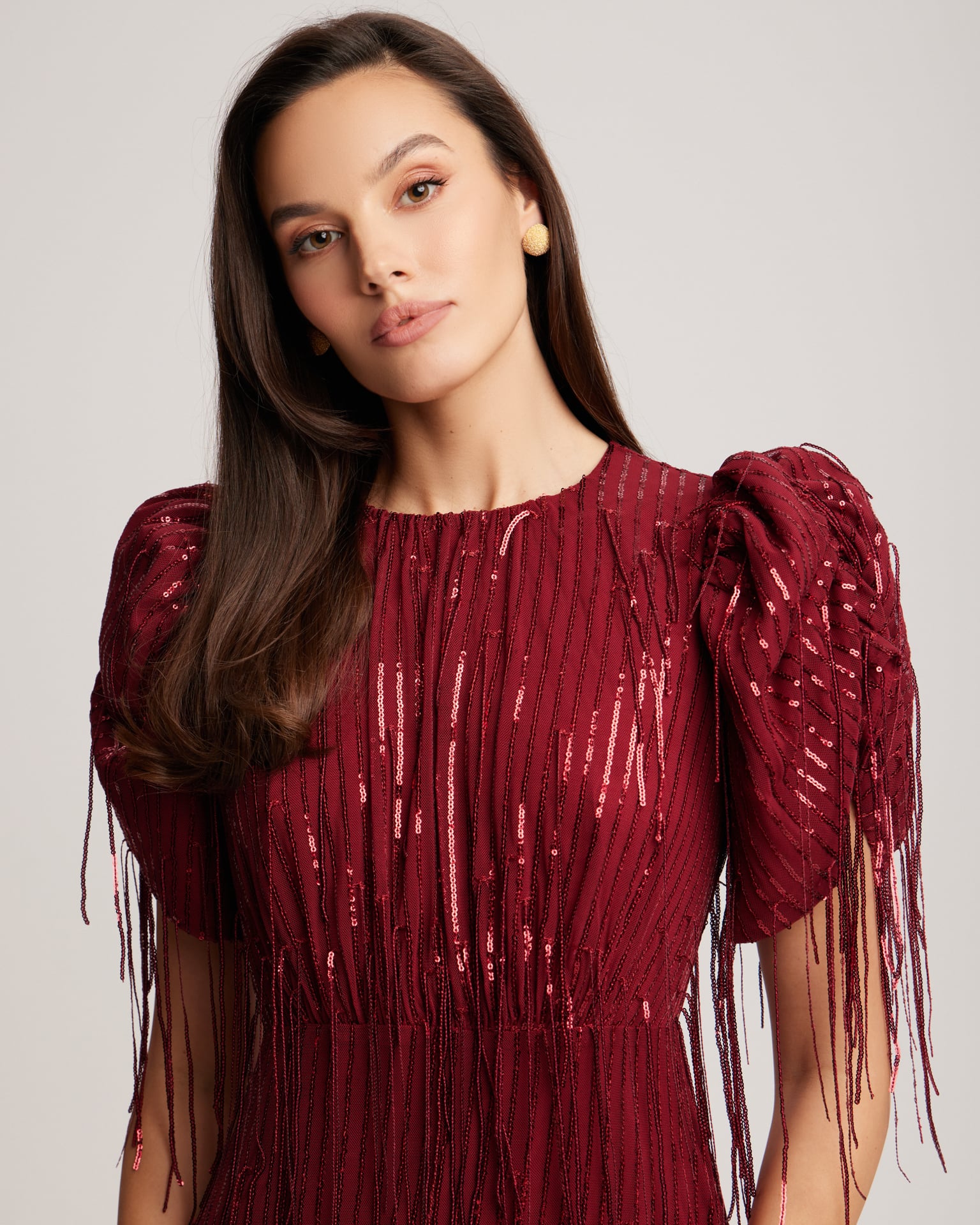 Sequinned dress in wine red