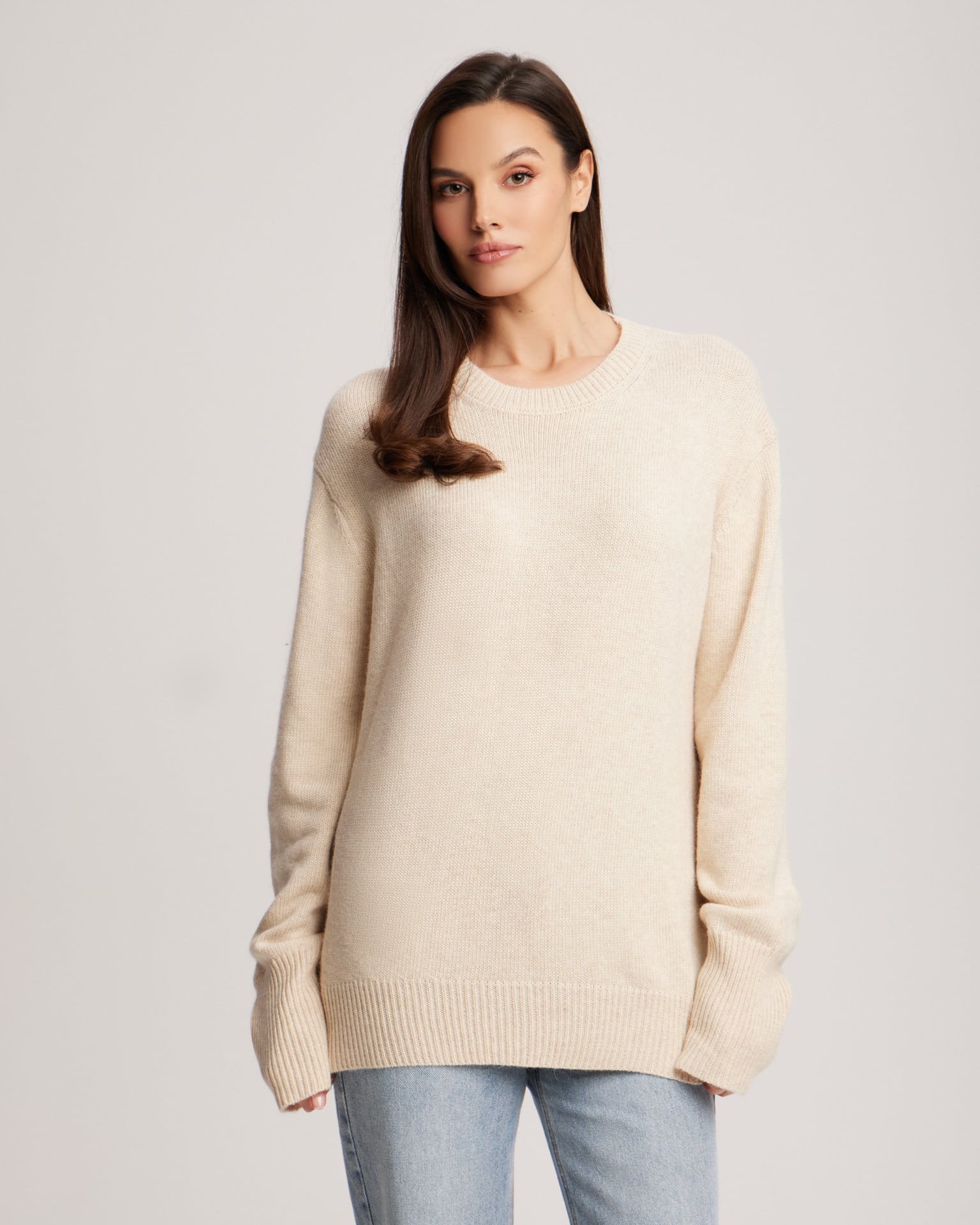 Oversize jumper in beige