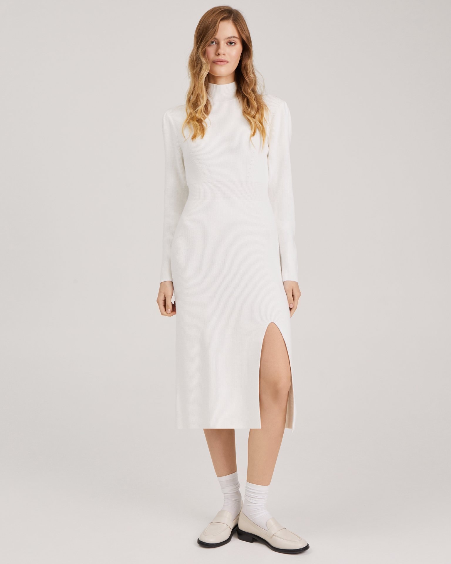 Knitted dress with a slit, Milk White