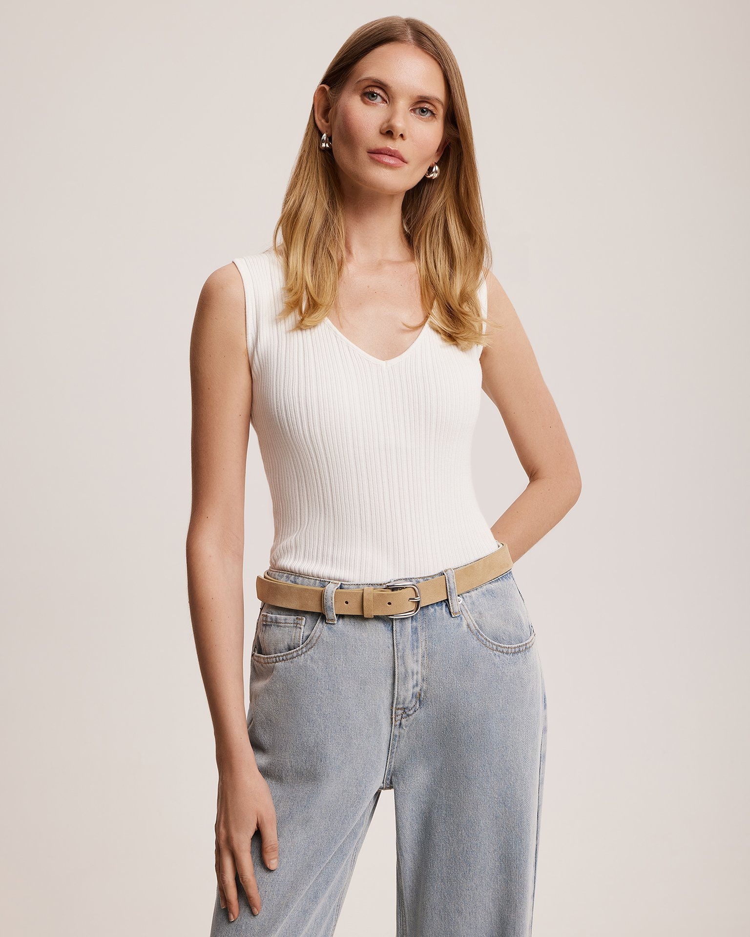 White top, White — photo 2