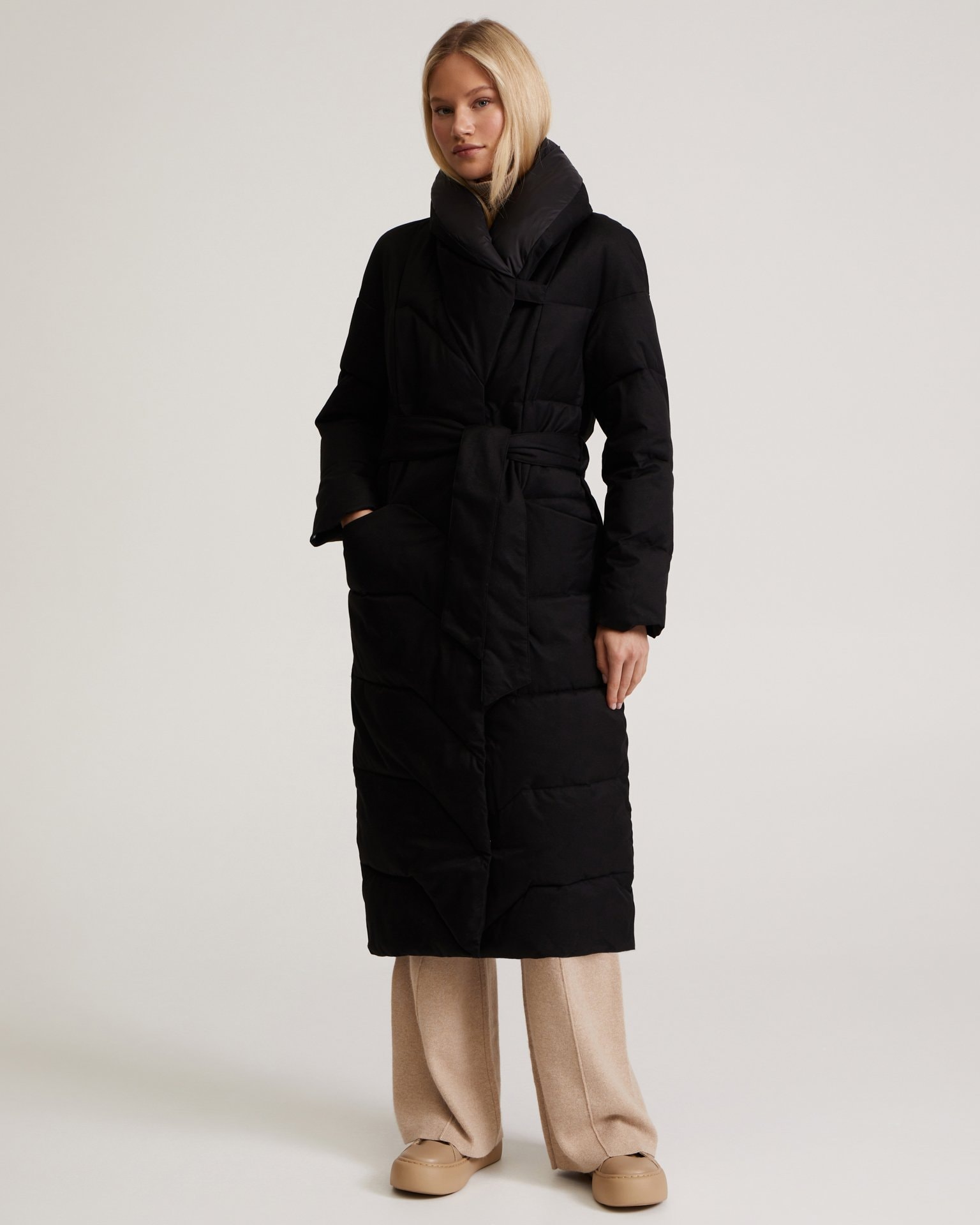 Belted Puffer Coat in Black, Black — photo 5