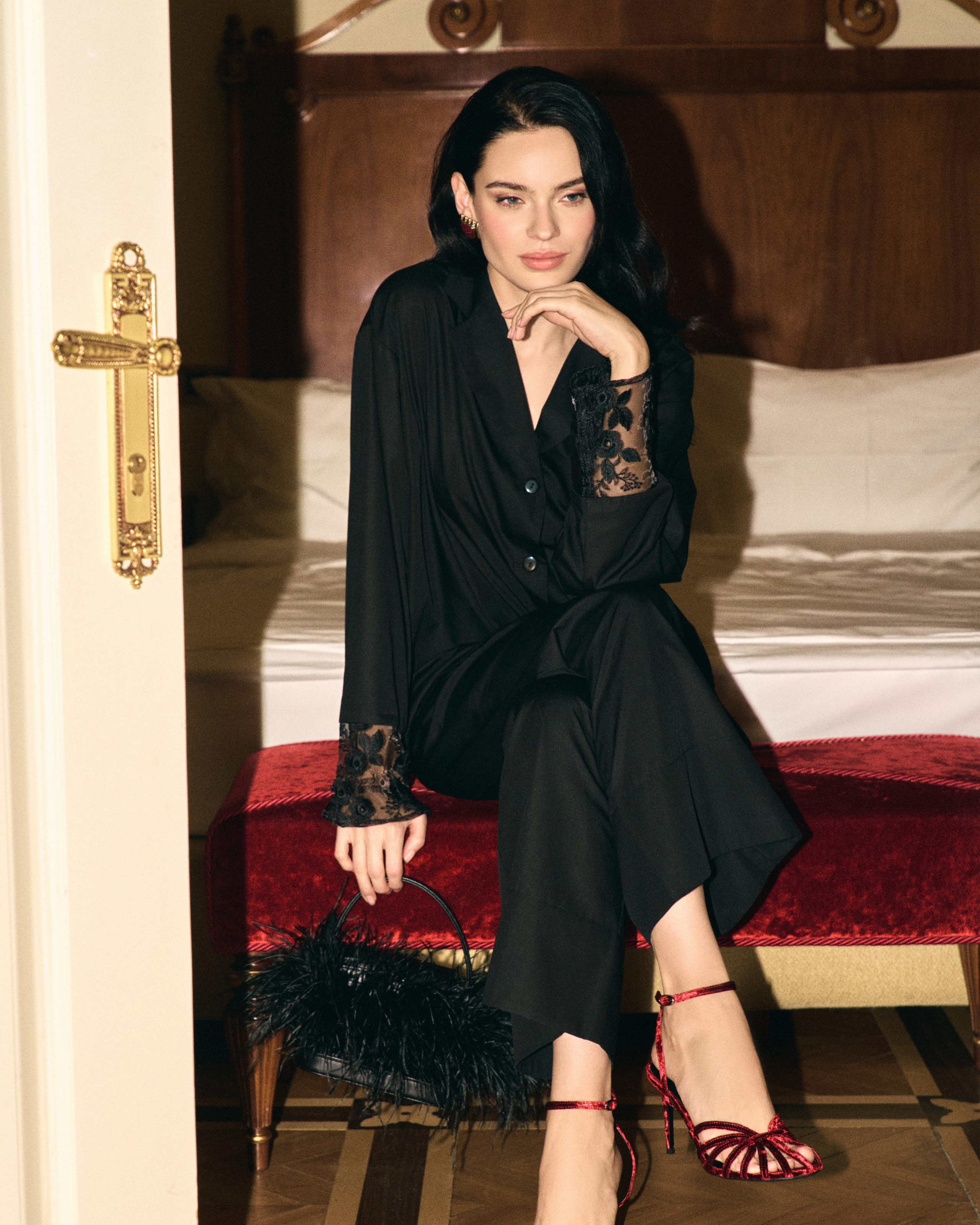 Set with Lace Inserts, Black — photo 12