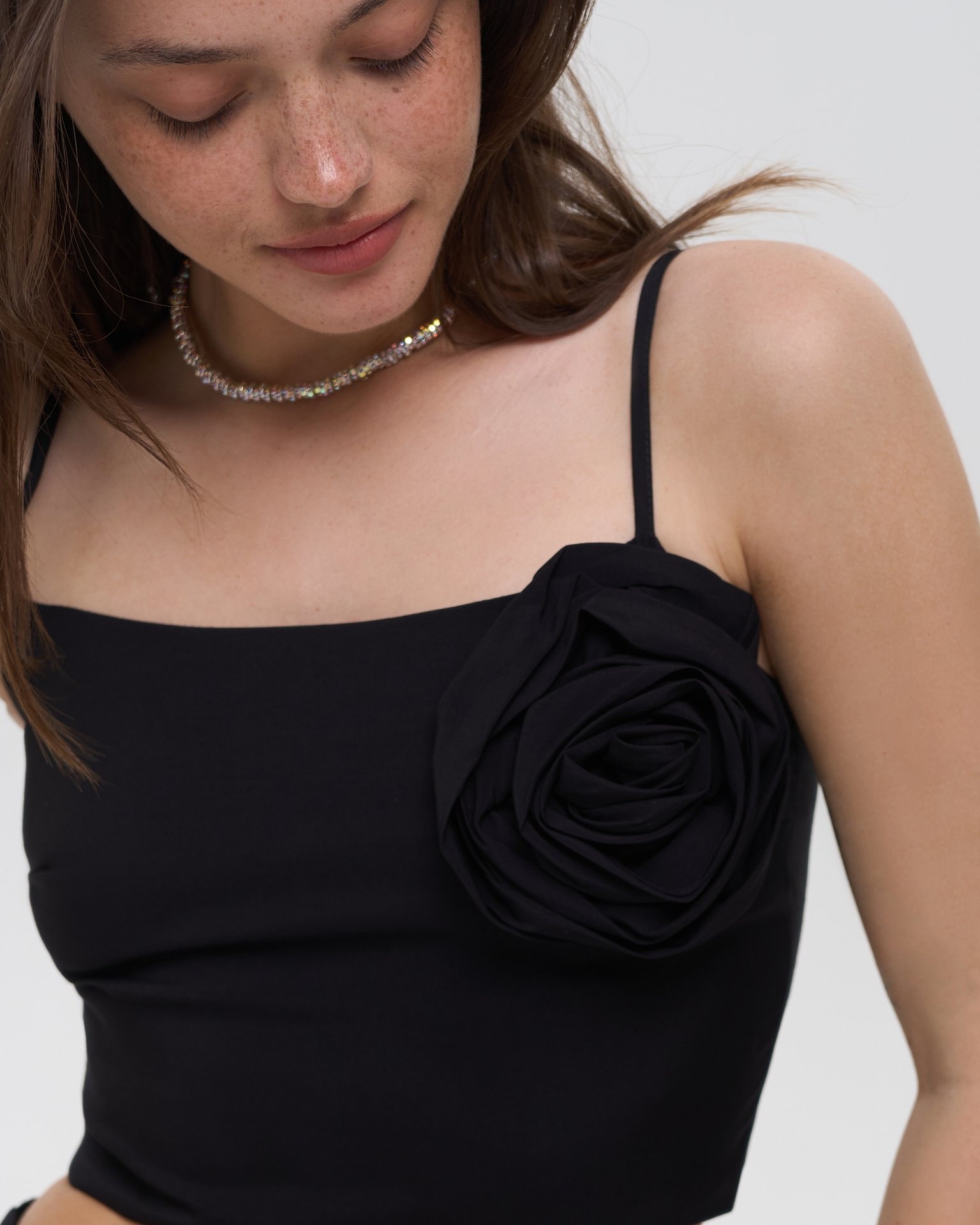 Top with a Flower, Black