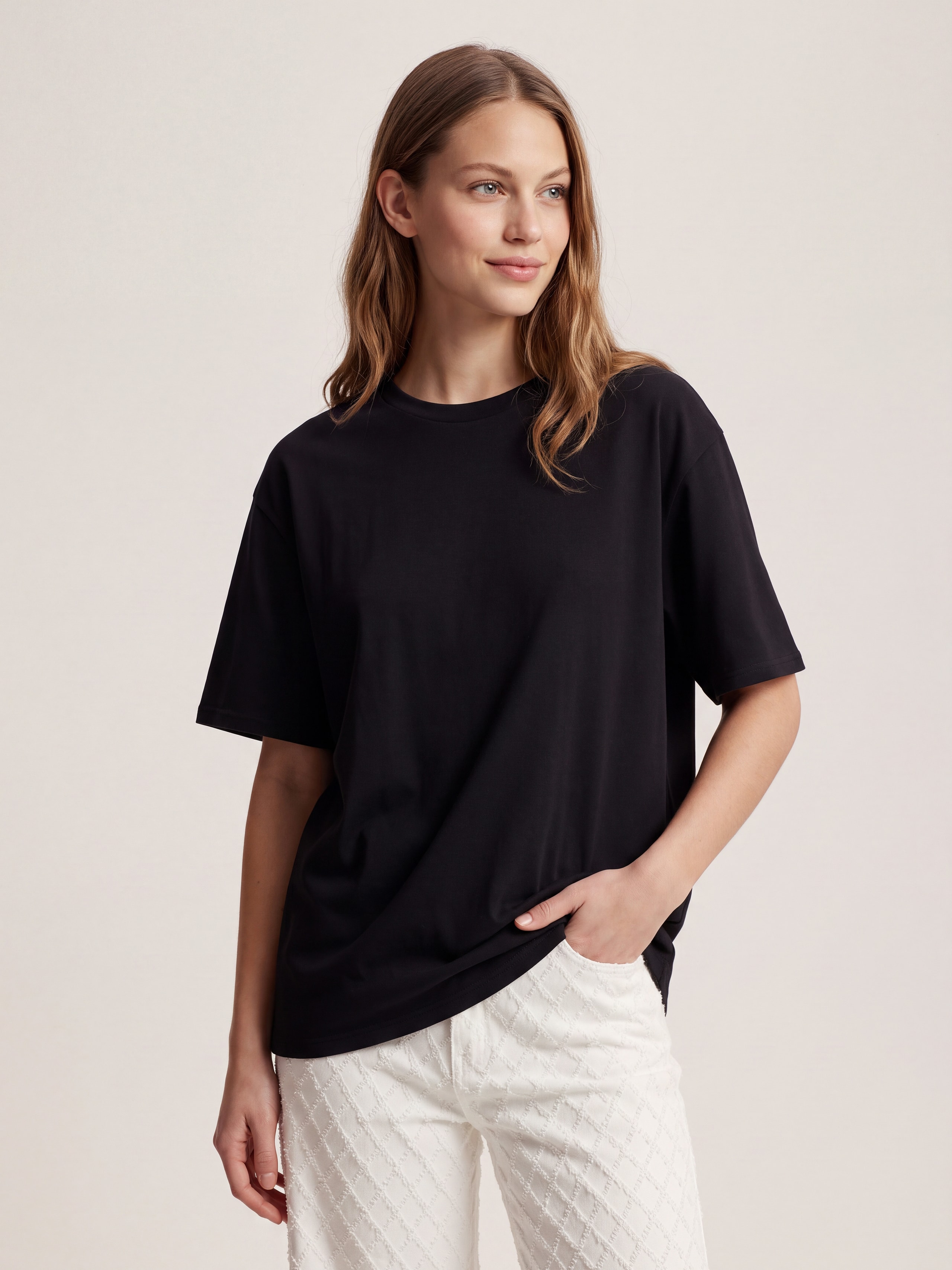 Black t-shirt, Black
