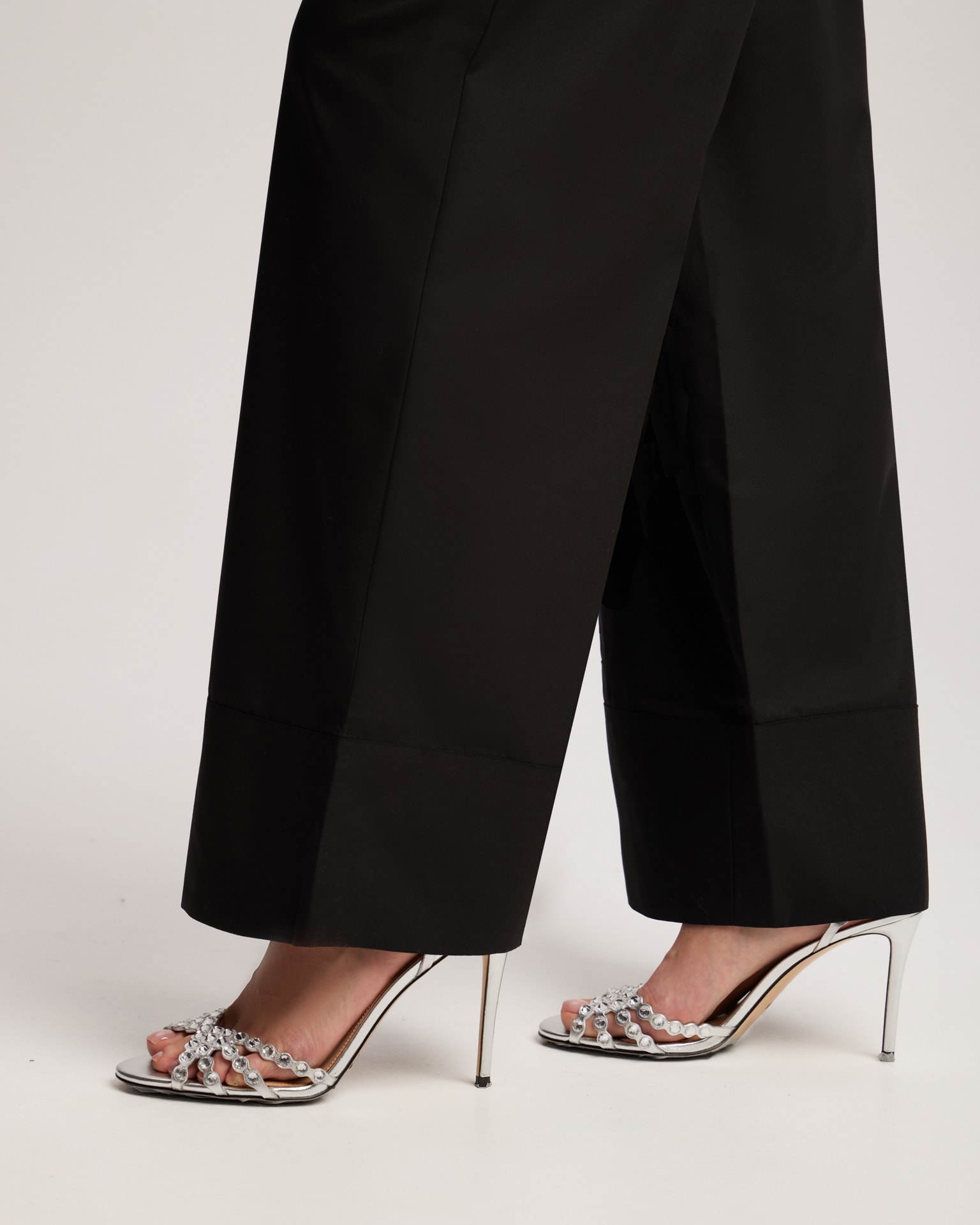 Set with Lace Inserts, Black — photo 11