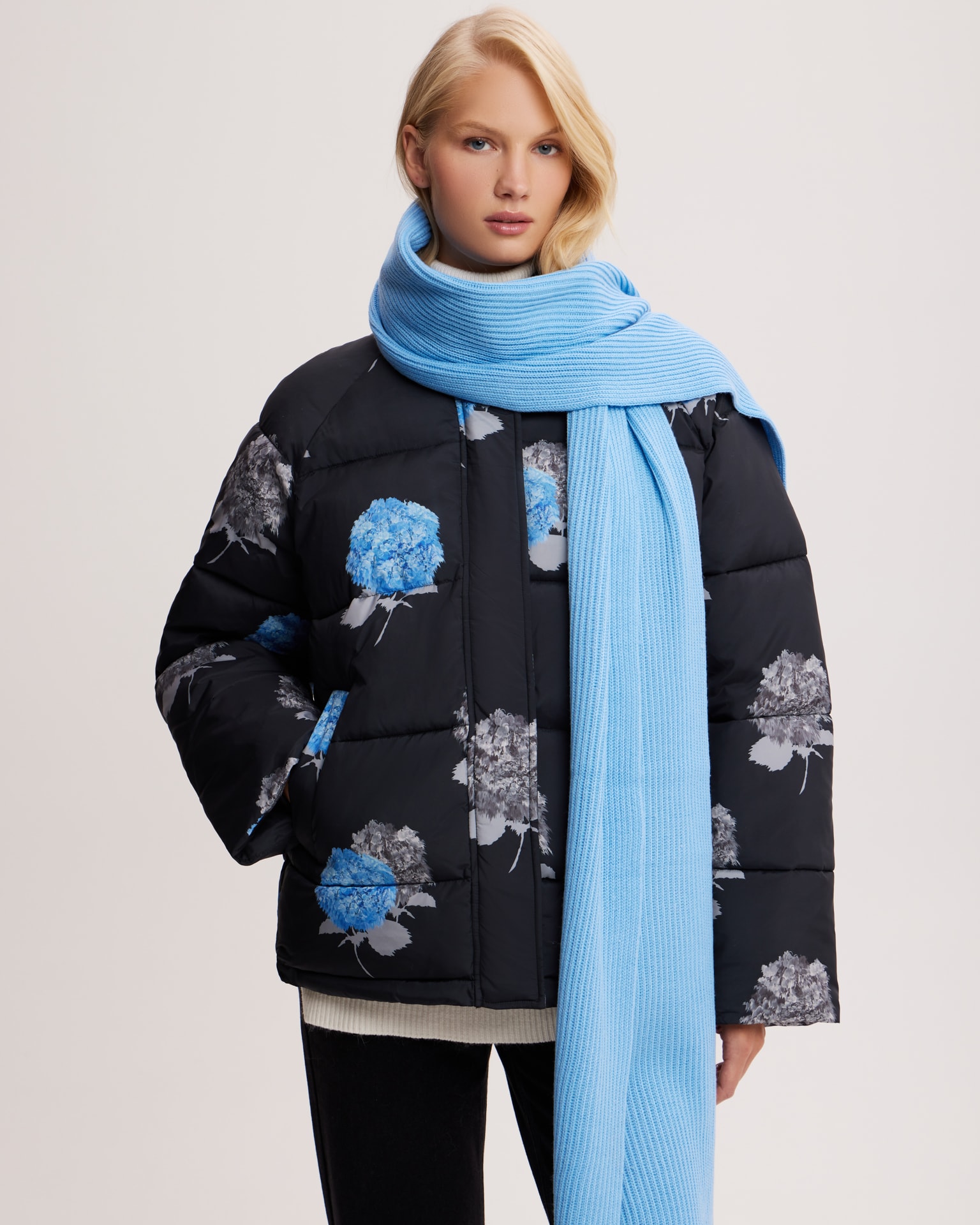 Puffer jacket with limited edition Hydrangea print, Graphite