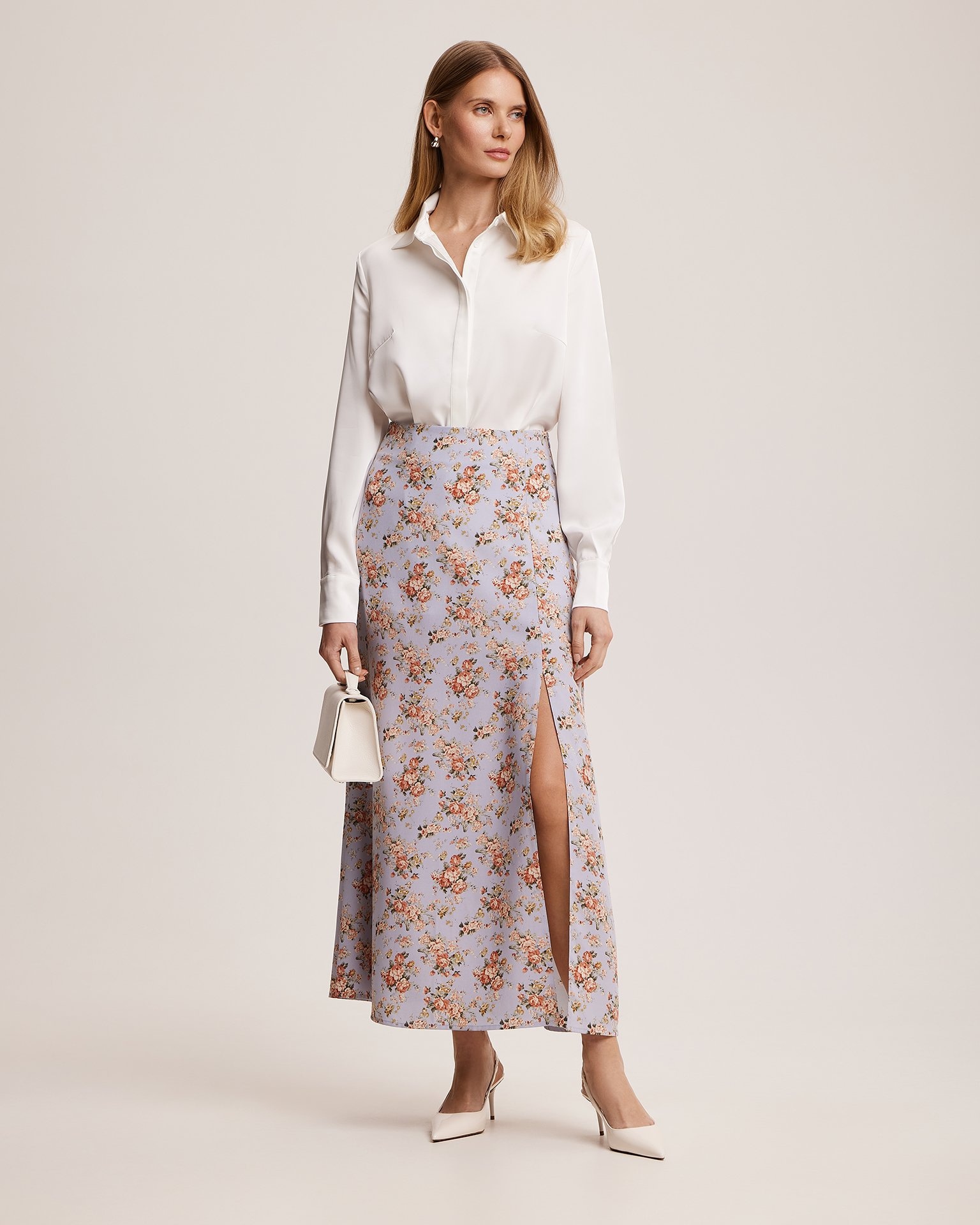 Skirt with floral print