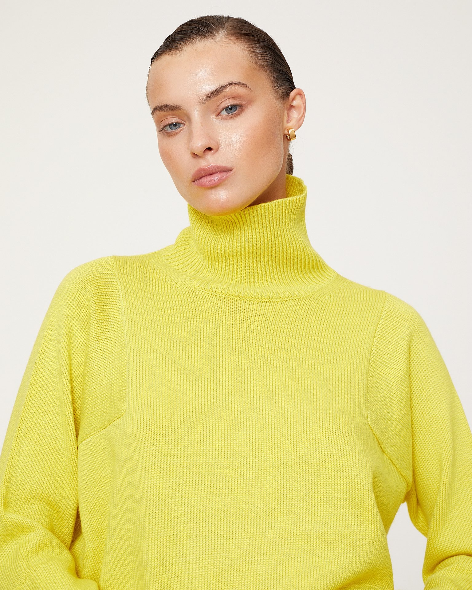 Basic roll neck jumper in yellow