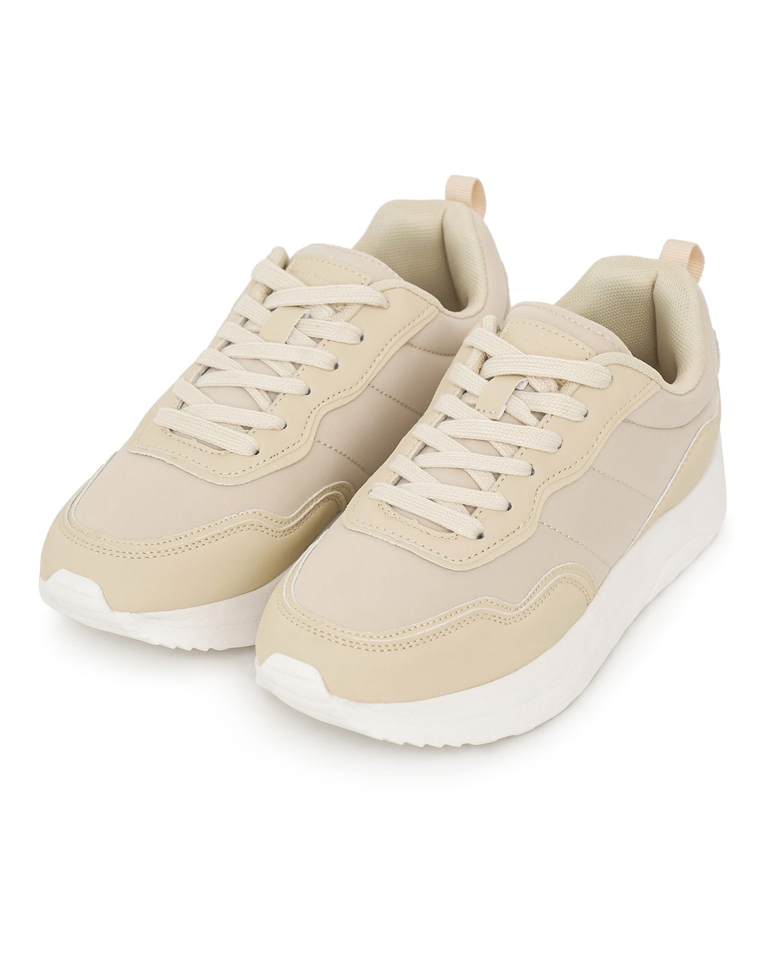 Beige trainers