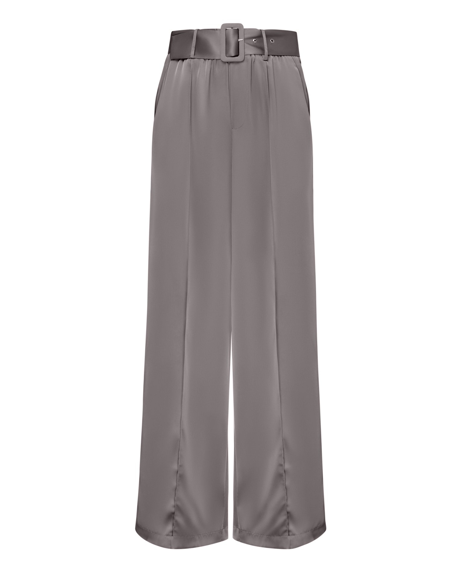 Trousers with creases