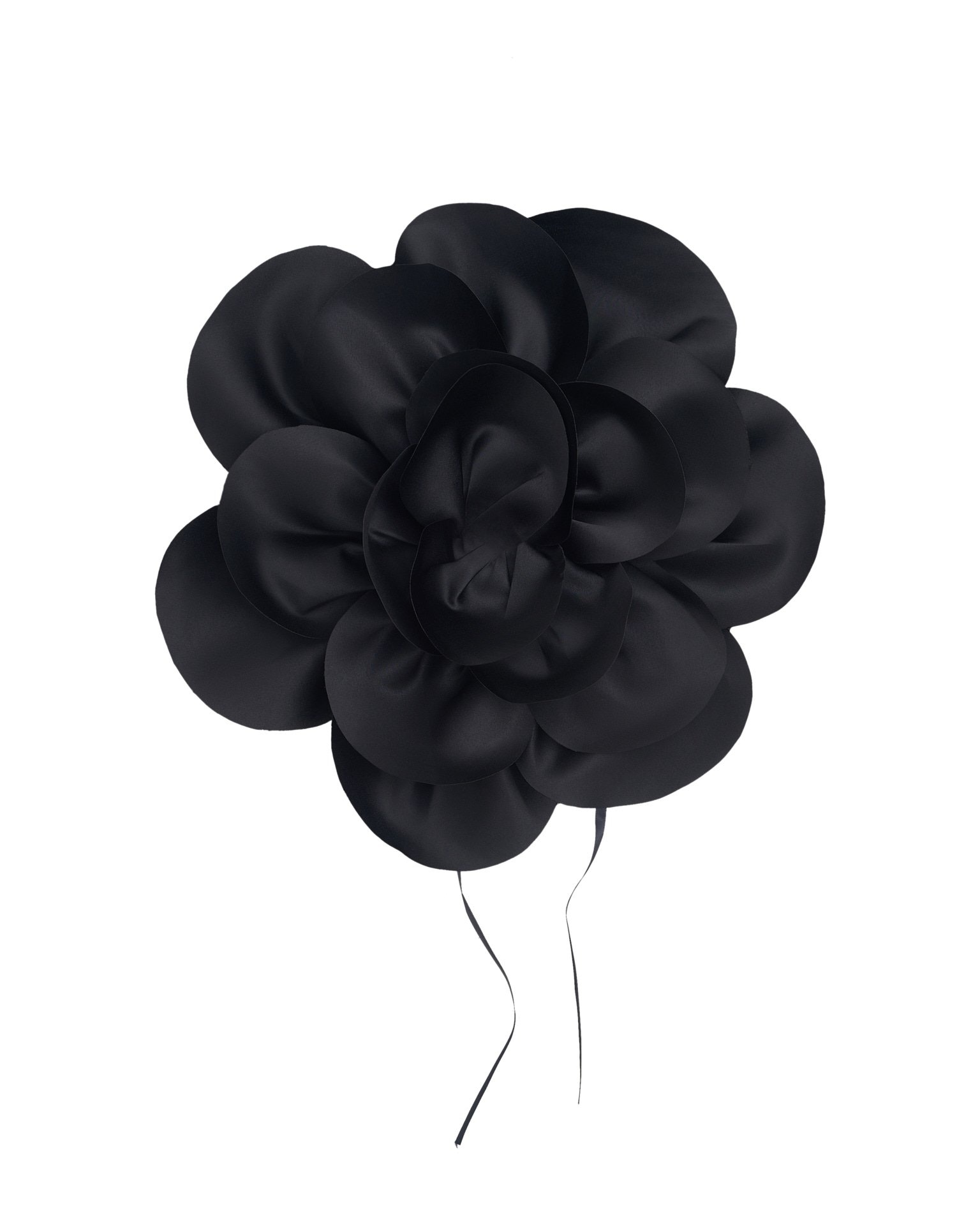 Voluminous floral accessory