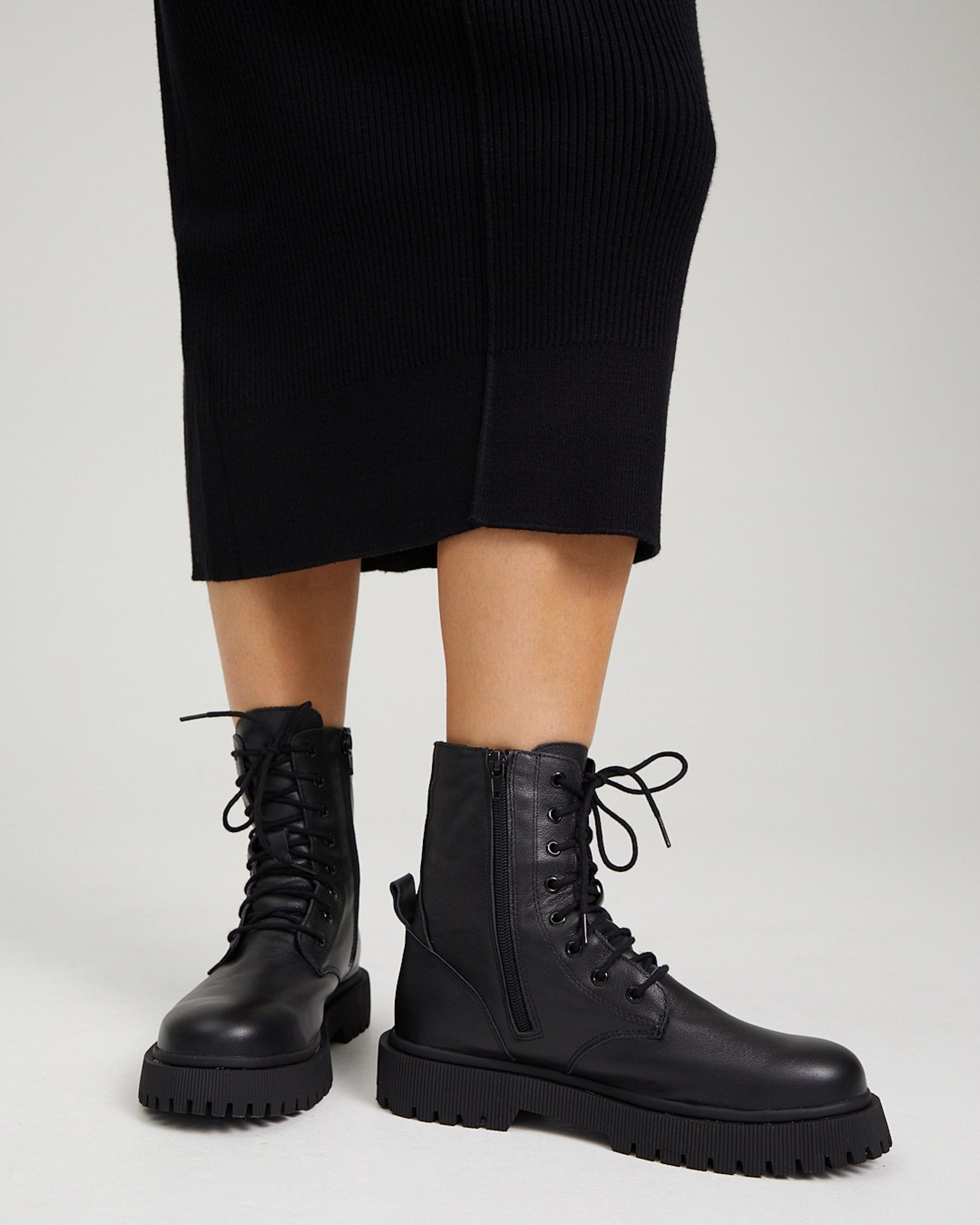 Lace-up boots