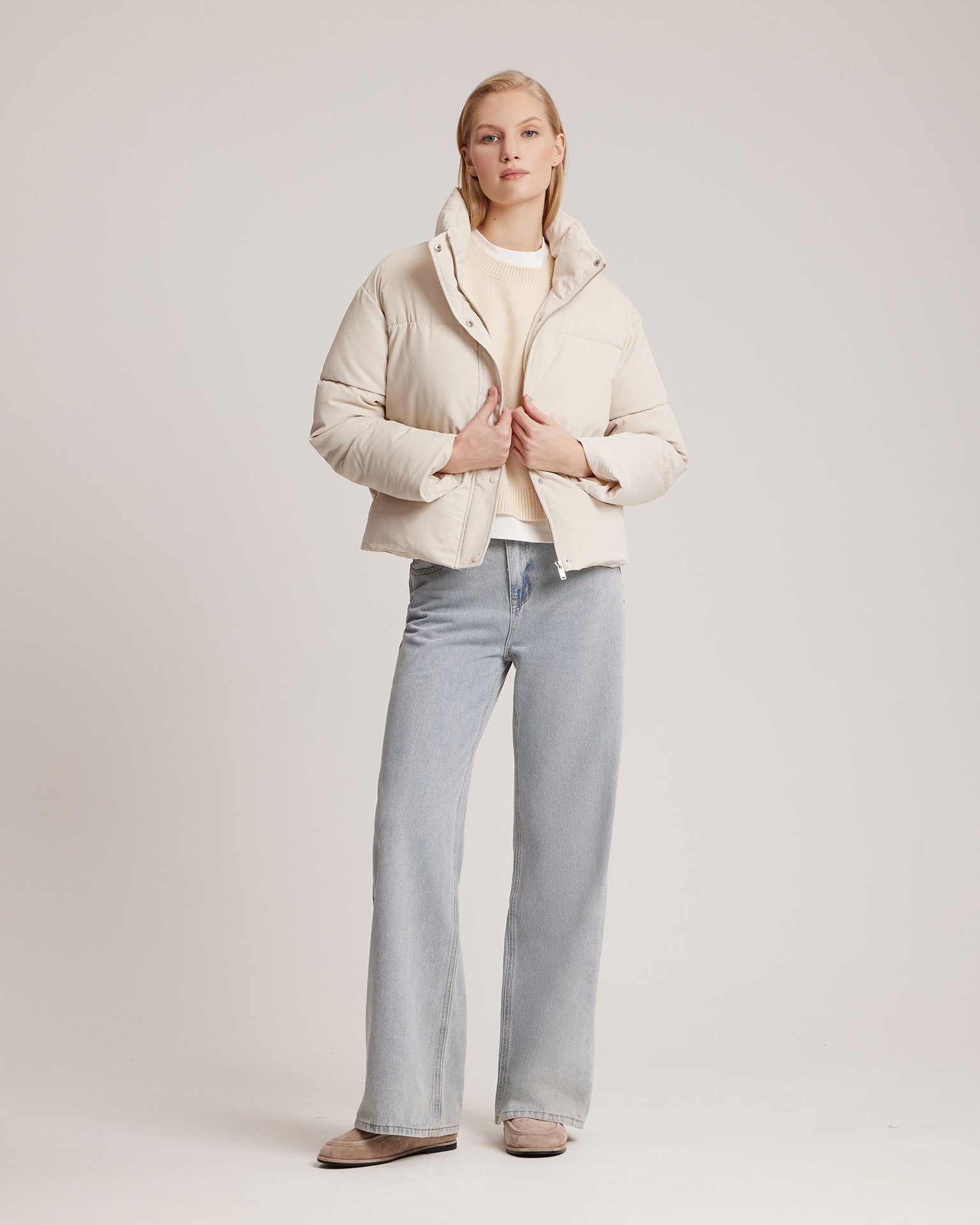 Jacket with high neck