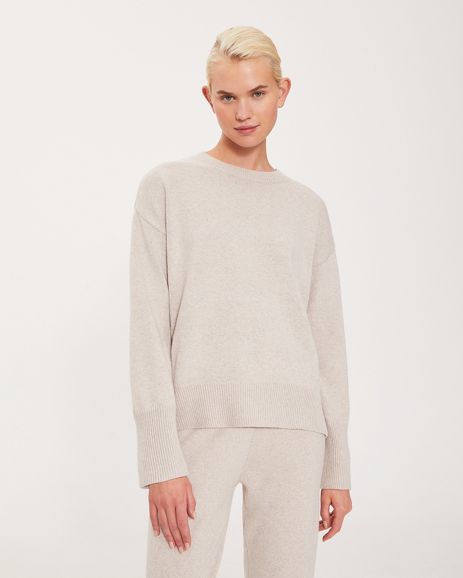 Set with a longline jumper