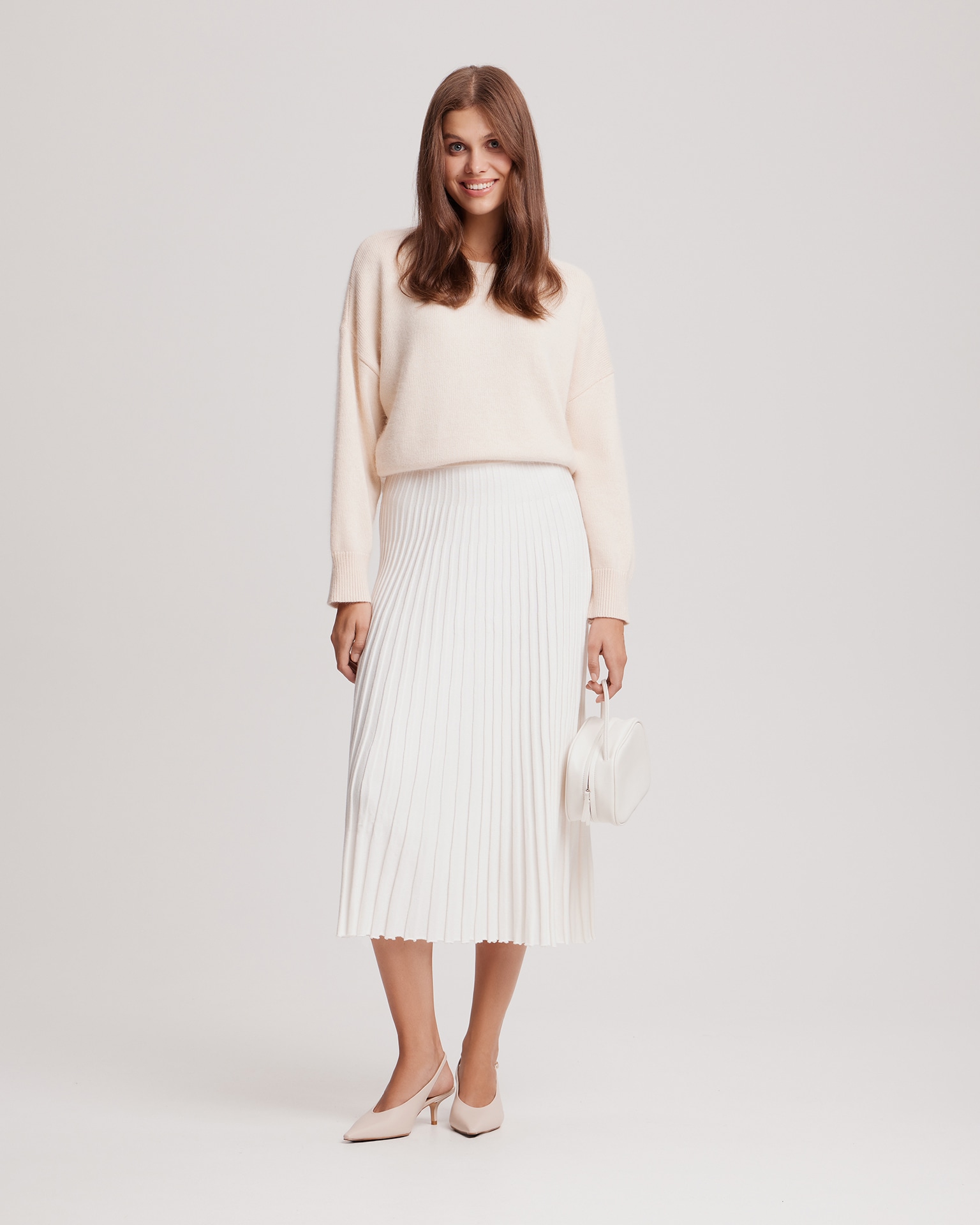 Milk-coloured midi pleated skirt