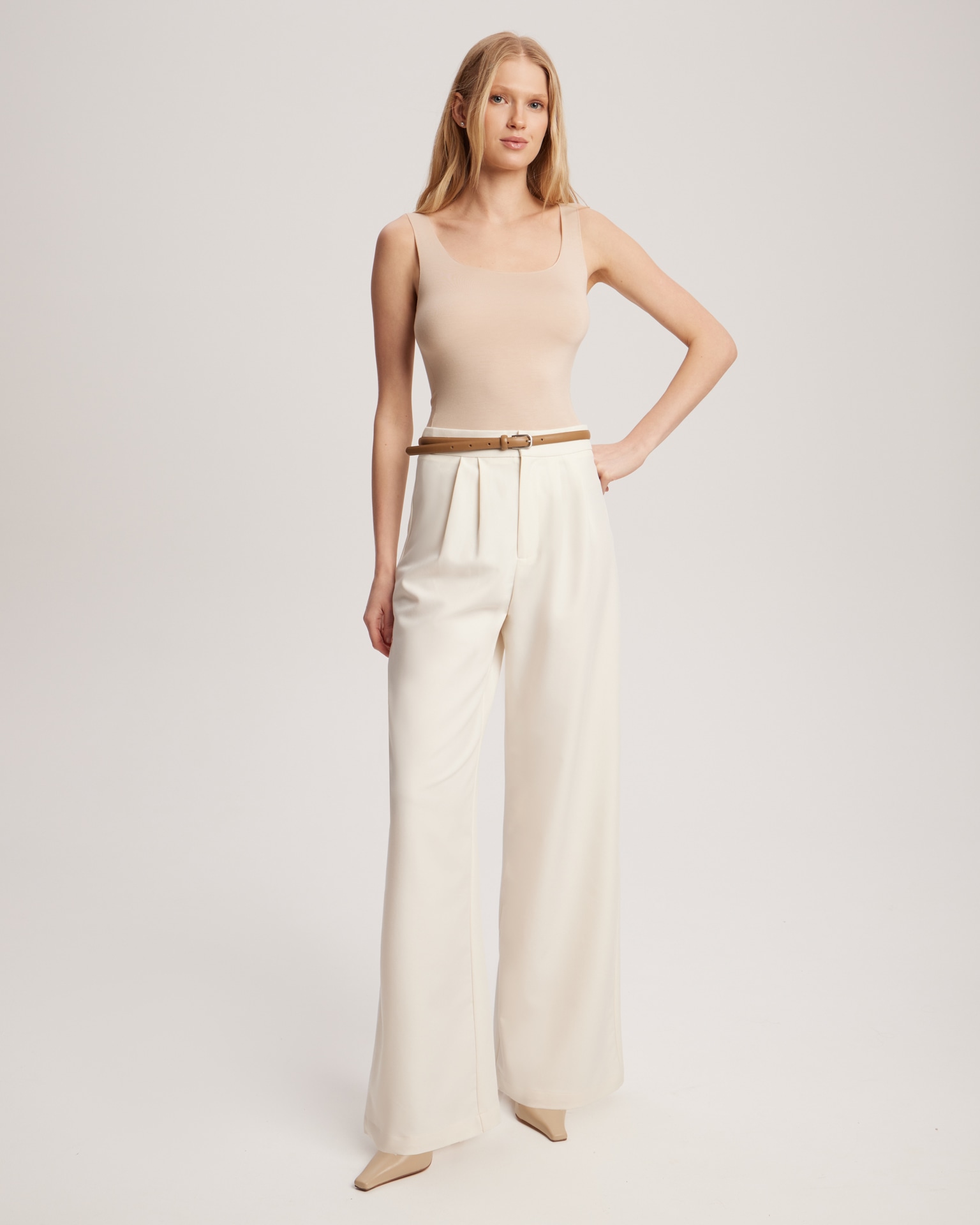 Milk-colored trousers