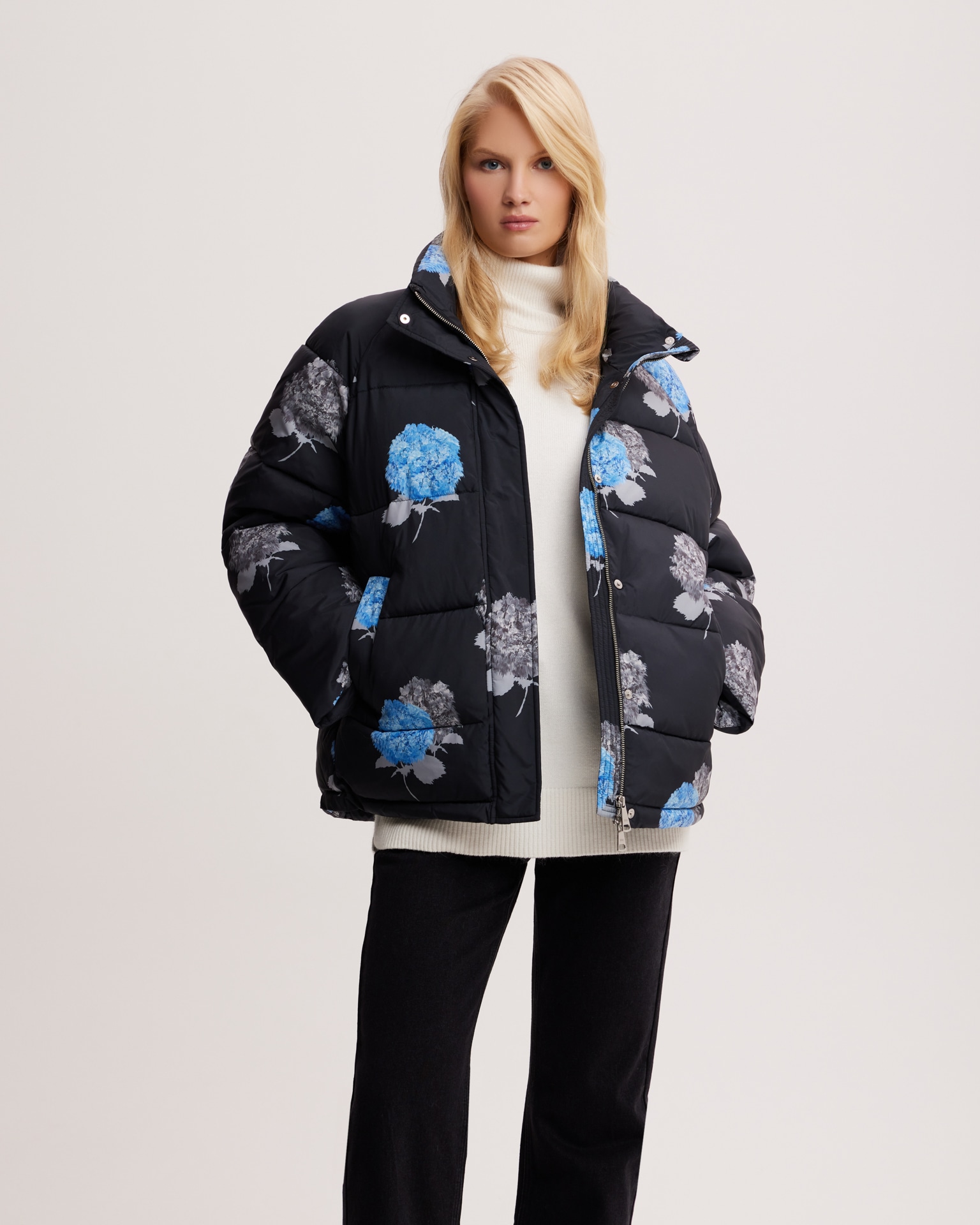 Puffer jacket with limited edition Hydrangea print