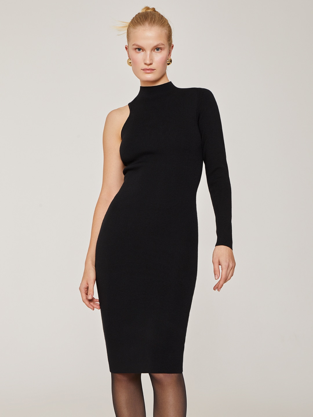 Asymmetric black dress