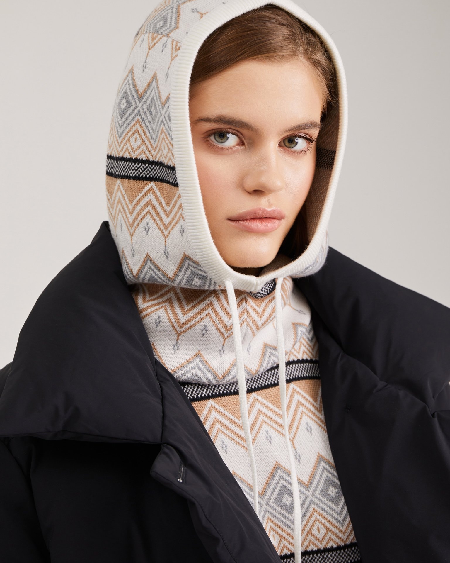 Hood Scarf with Print, Brown — photo 2