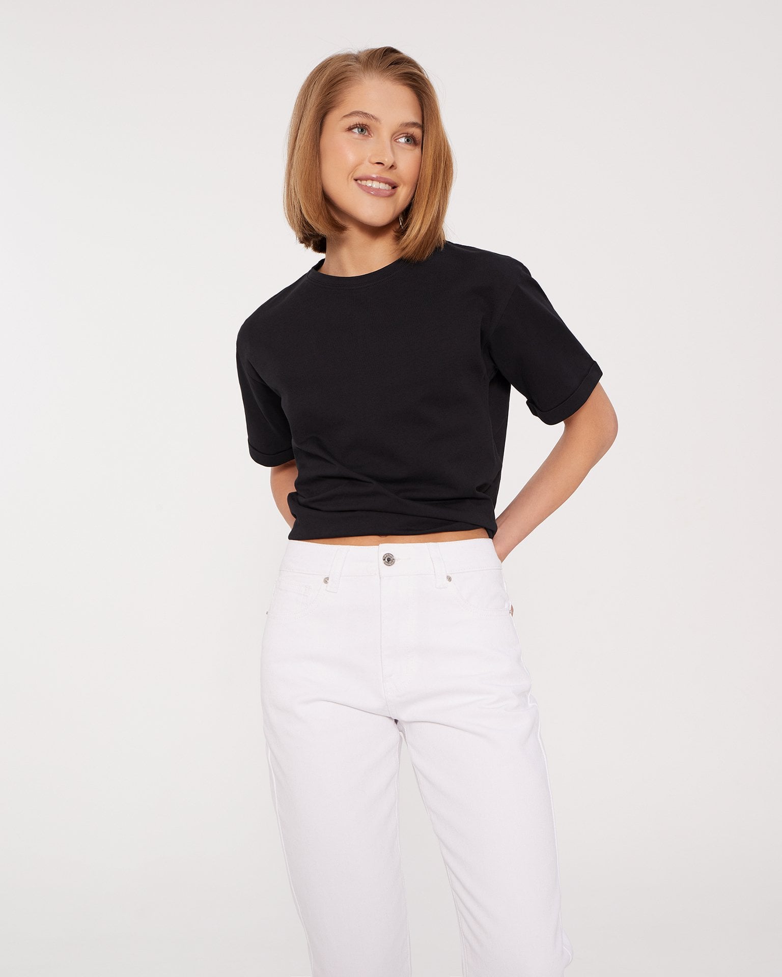 White mom jeans