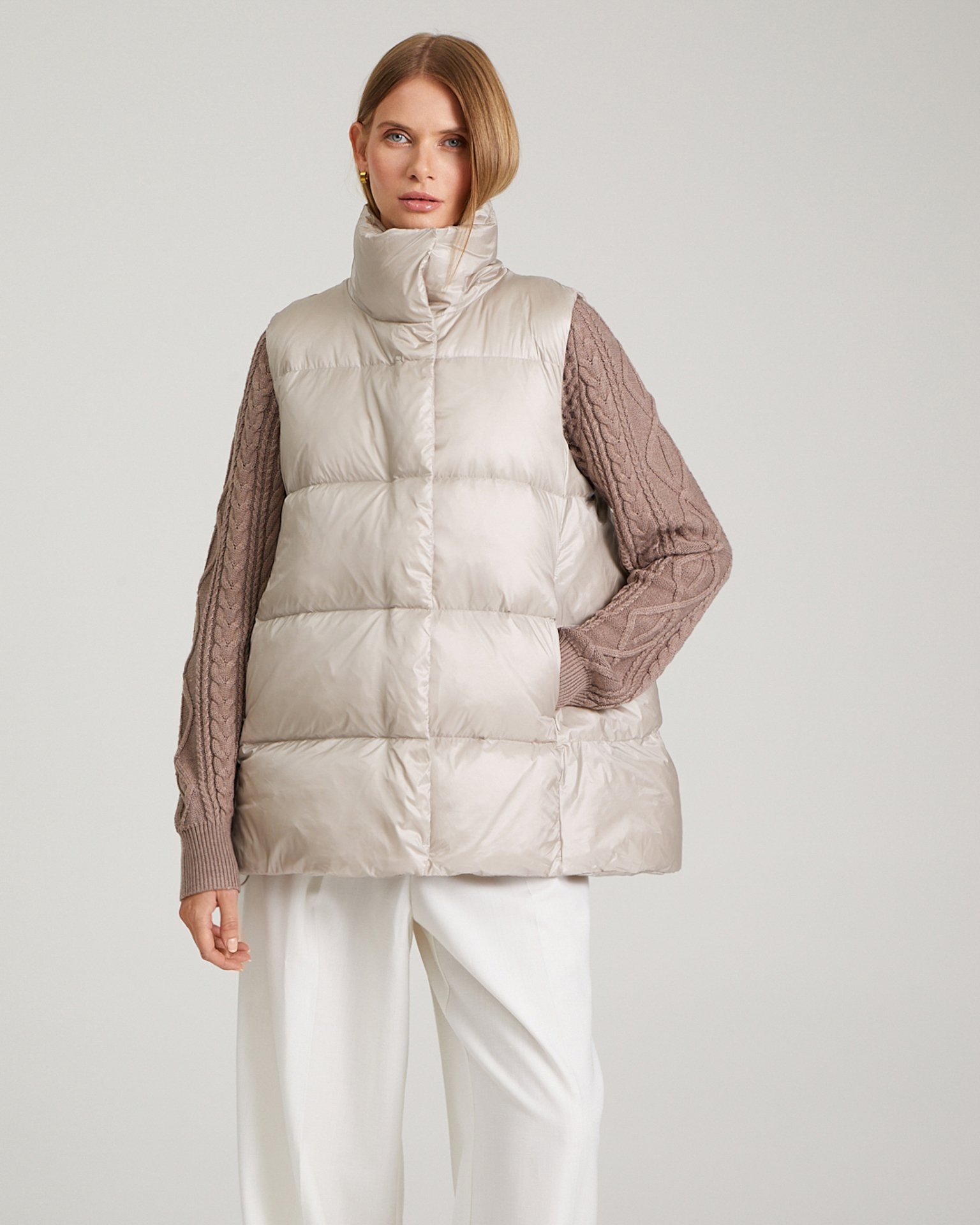 Insulated waistcoat with a stand-up collar, Beige