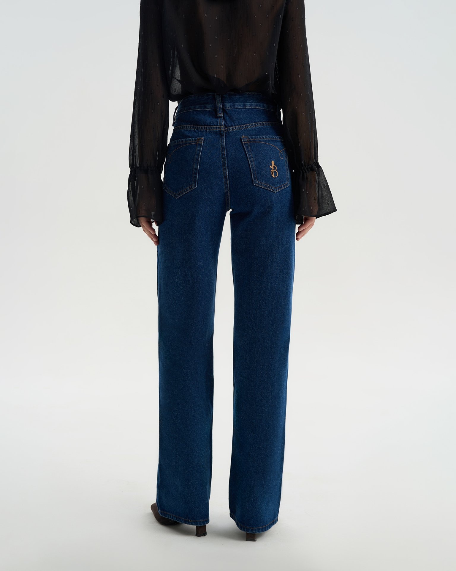 High-waisted wide-leg jeans