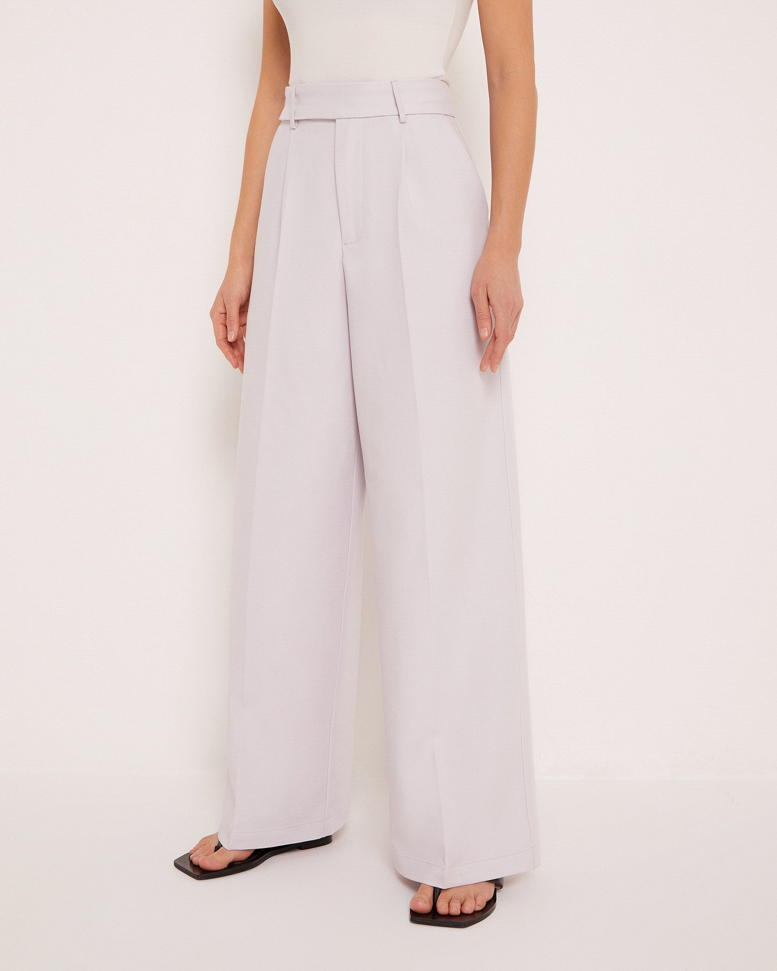 Relaxed trousers
