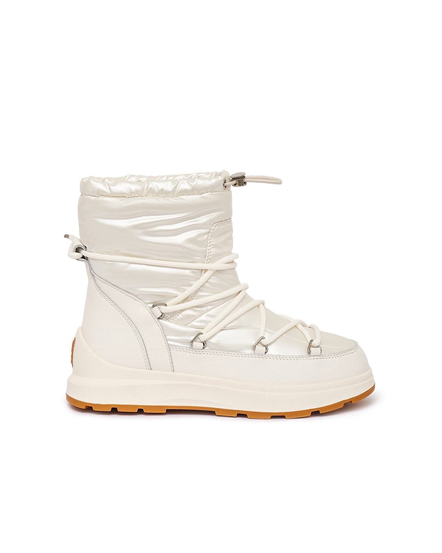 Insulated puffer boots