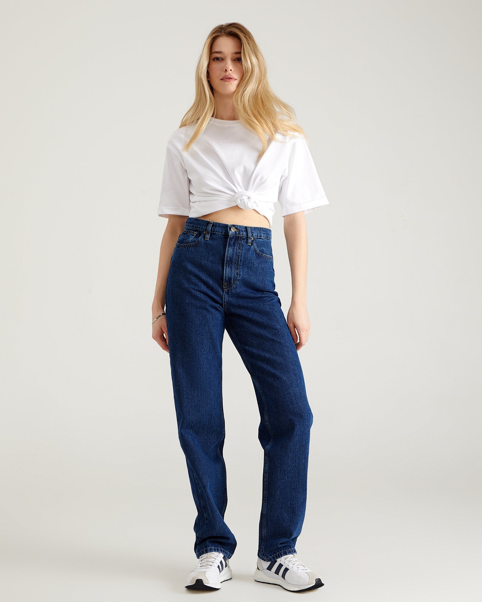 Straight Leg Dark Blue Jeans