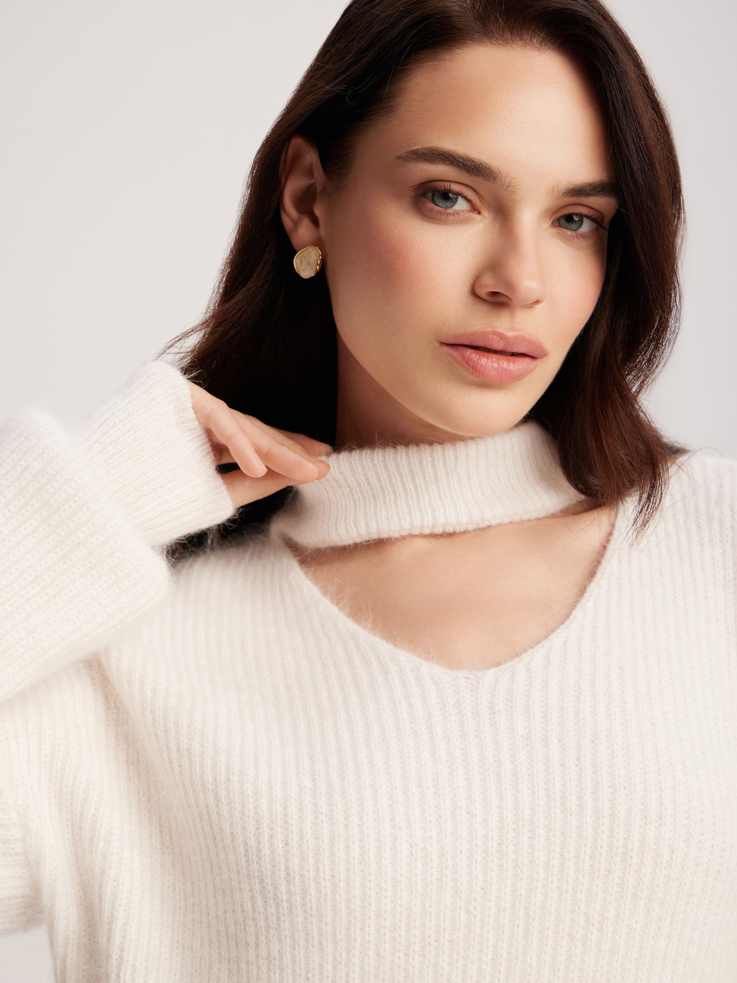 Cosy straight-cut jumper with an original neckline, White — photo 3