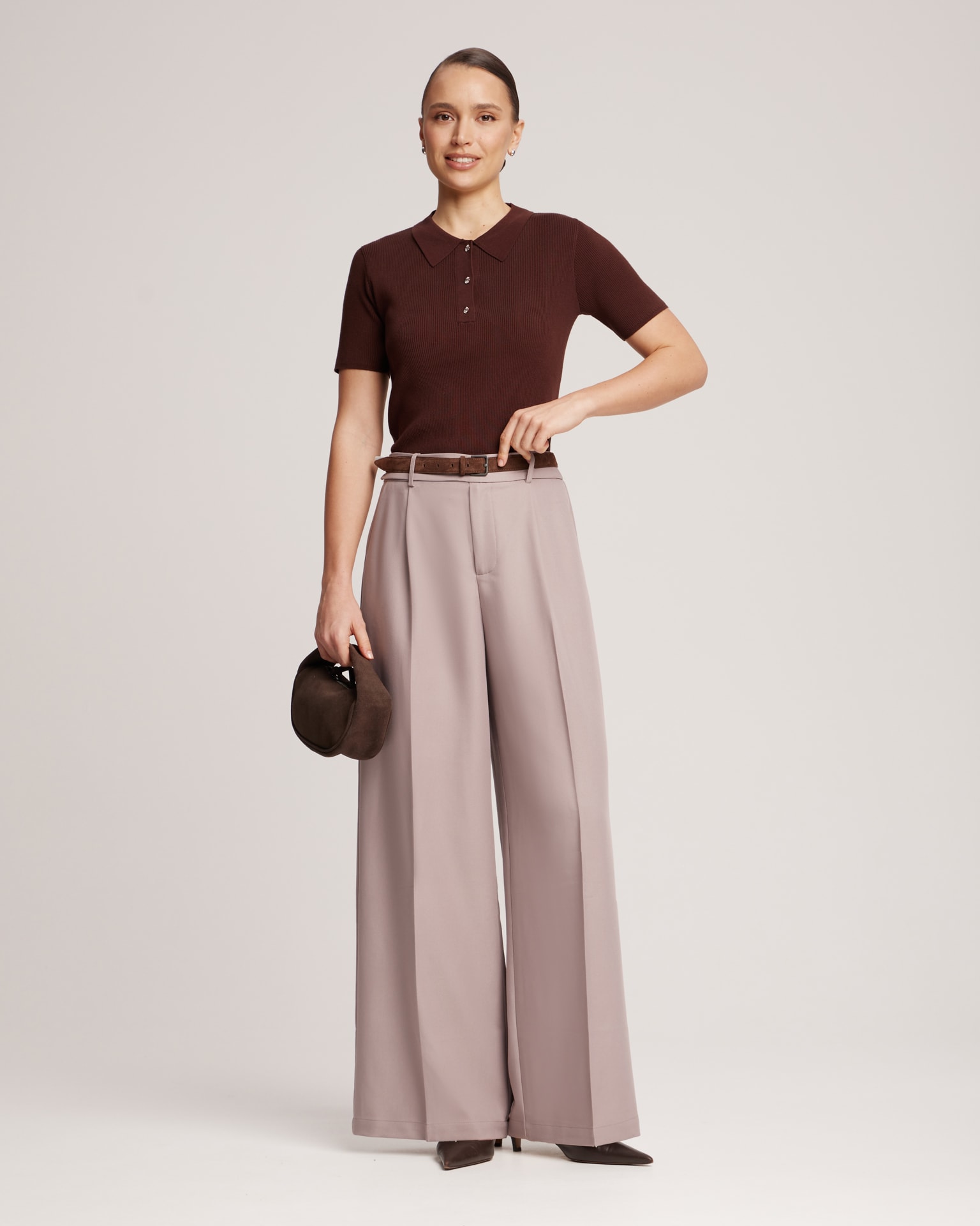 High-waisted trousers, Grey-Brown