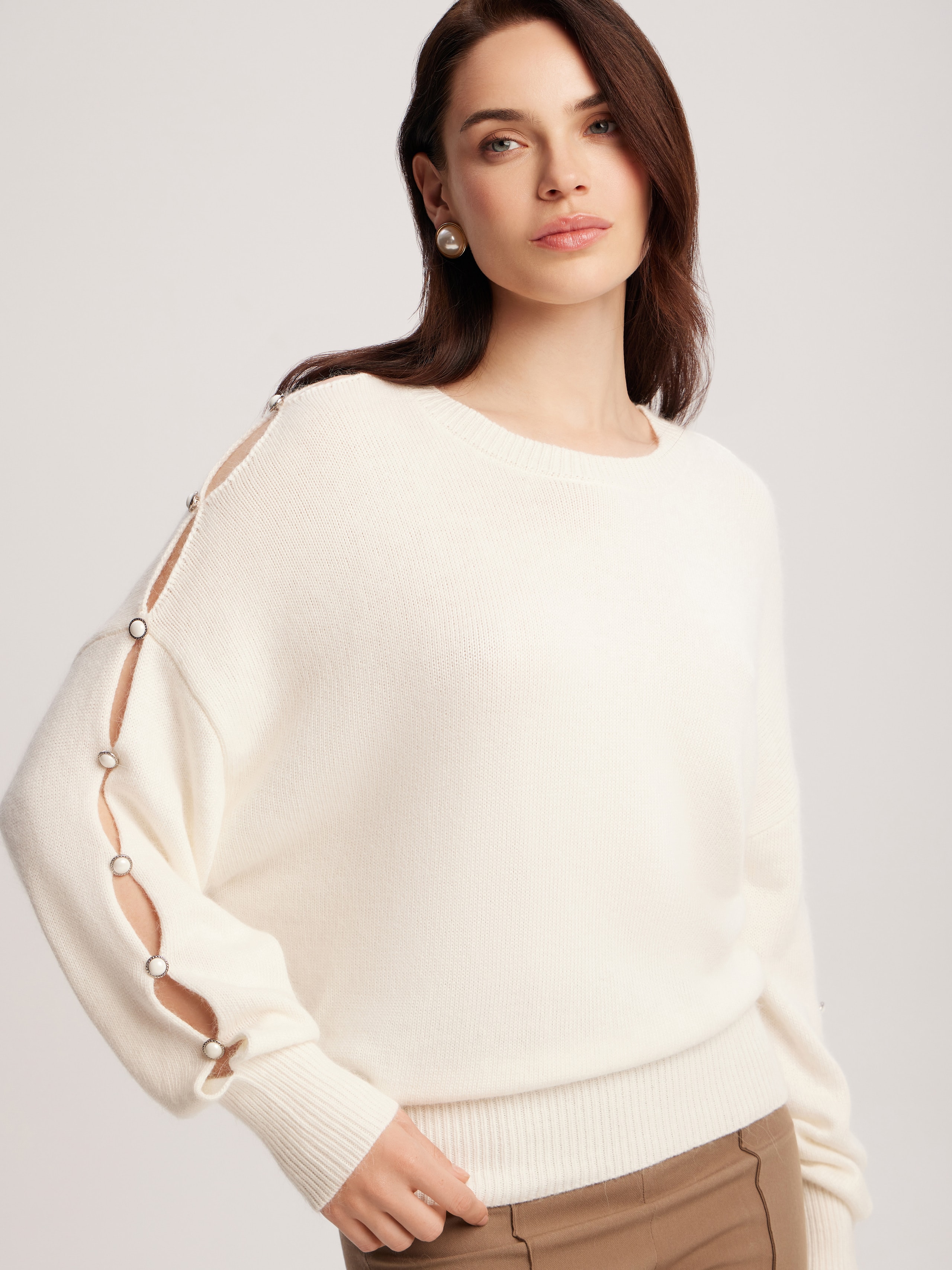Jumper with accent buttoned sleeves, White