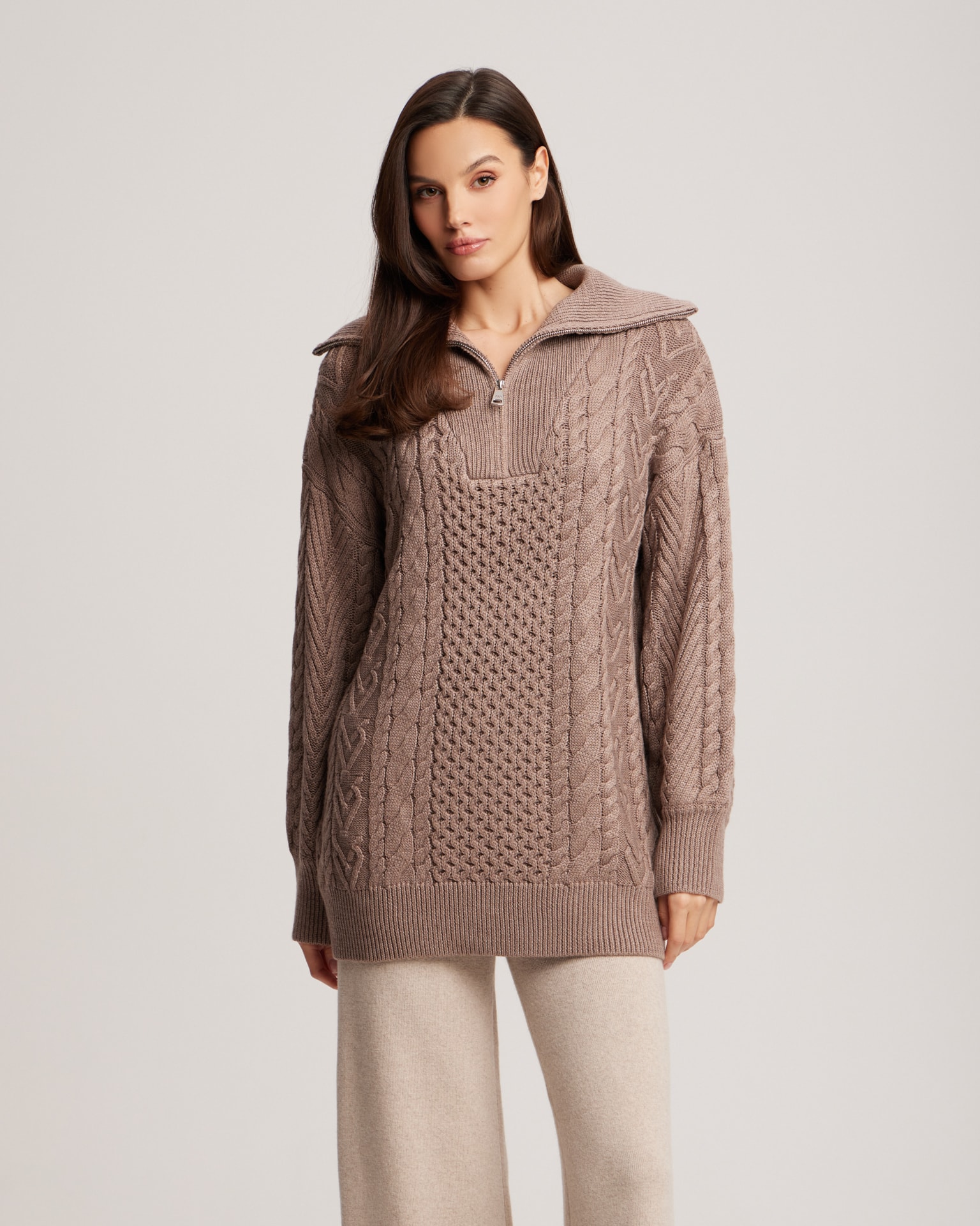 Sweater with a zip neck in cappuccino colour, Brown
