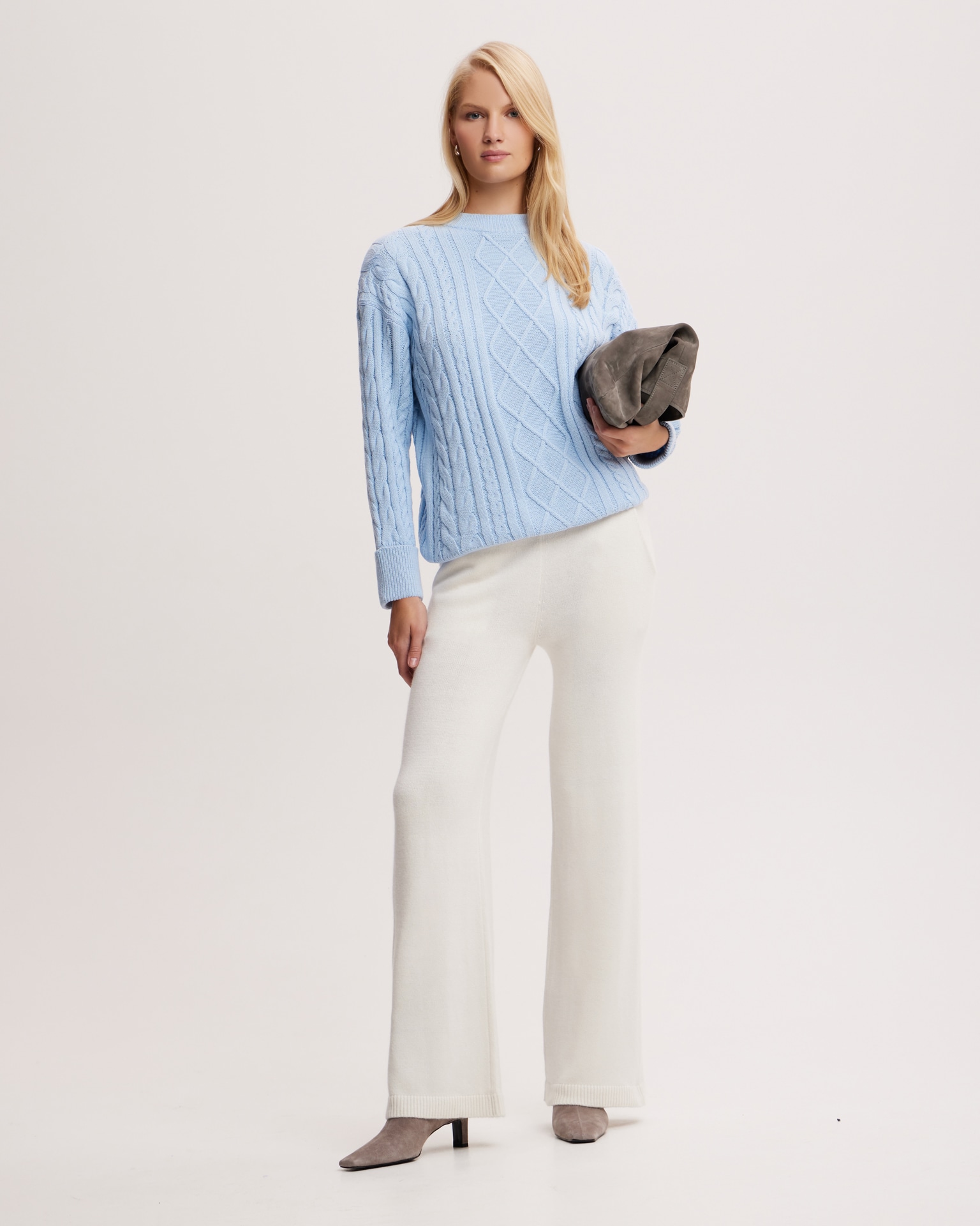 Textured jumper in blue